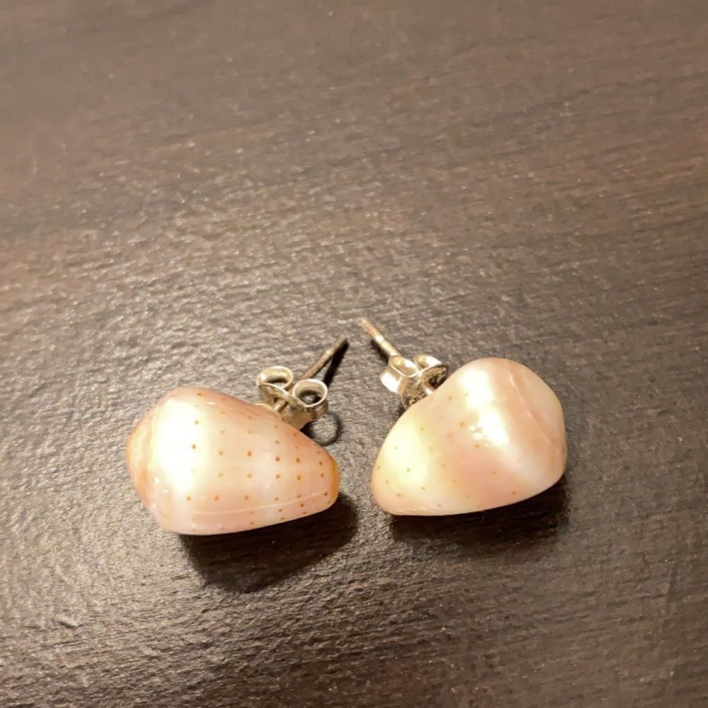 Shell Studs - Picture 2 of 2